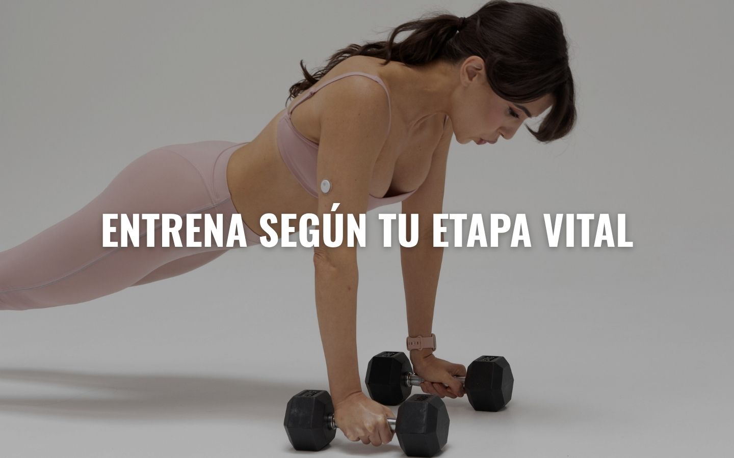 En este momento estás viendo Cómo estructurar tu entrenamiento y dieta según tu etapa hormonal para tener más energía, menos grasa abdominal y mejores resultados.