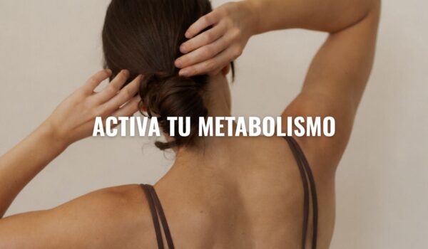 Qué es la flexibilidad metabólica y cómo ayudar a tu cuerpo a disfrutar del verano sin almacenar más grasa, reducir la inflamación y dejar de vivir las vacaciones con miedo.